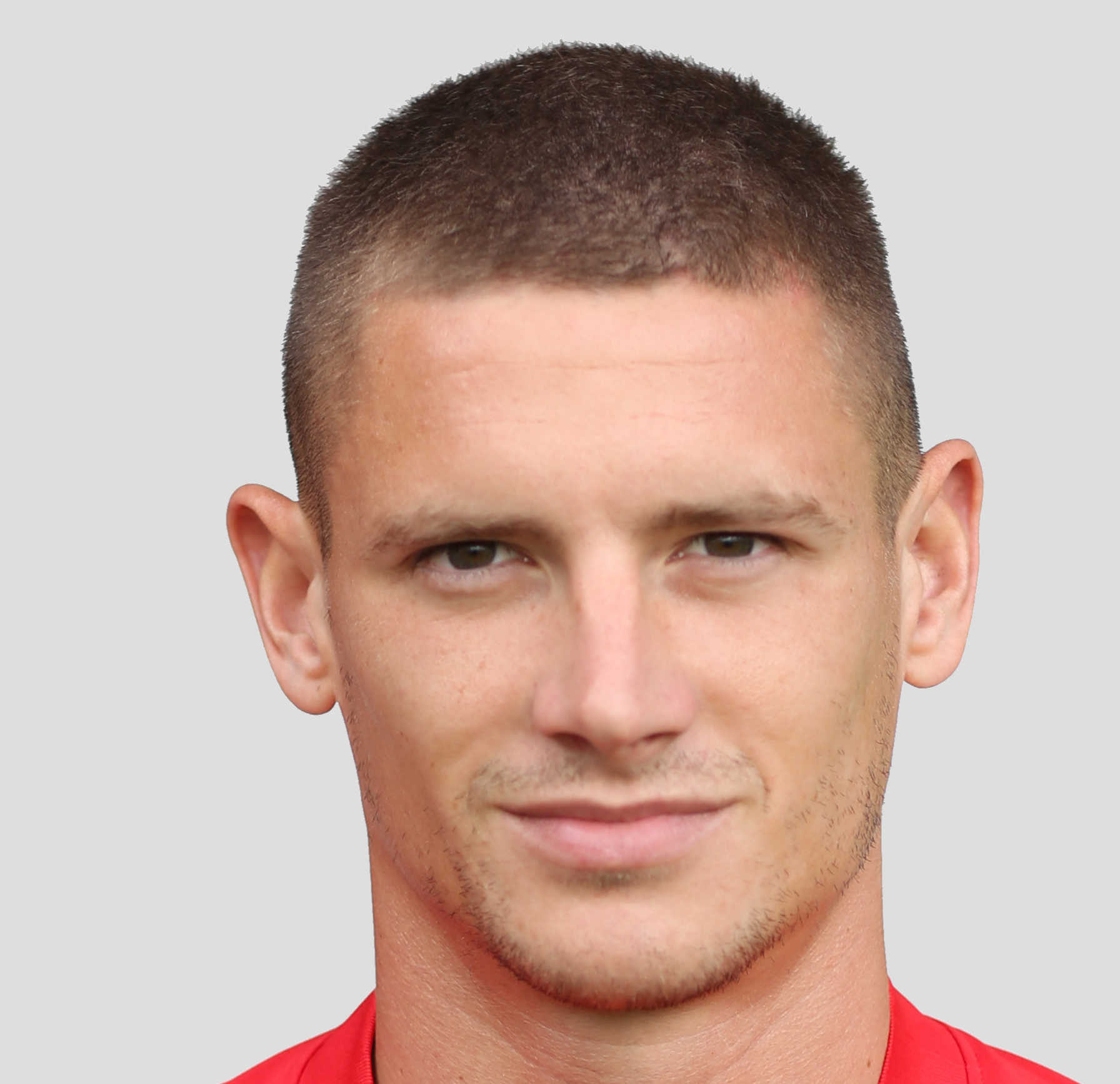 https://img.gaibianli.com/img/football/player/b4e4329b846a355a66f3e83626b2a86a.jpg